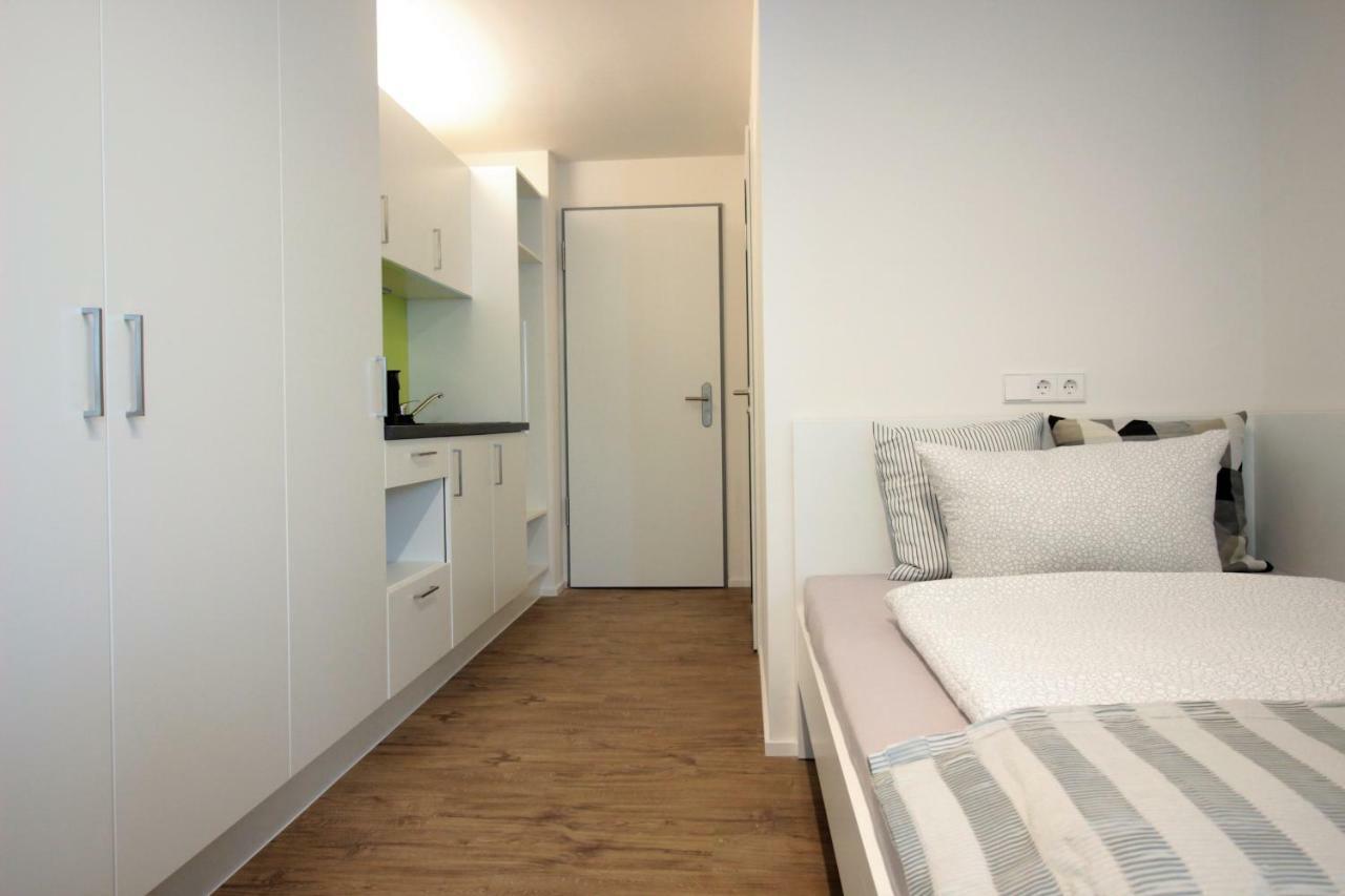 Studio - Balcony, Netflix, Hospital Proximity Apartment *